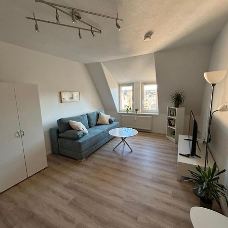 1 Raum Dachgeschosswohnung In Ruhiger Lage Limabach - Oberfrohna 外观 照片